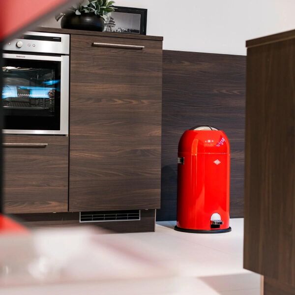 Wesco Kickmaster Red Çöp Kovası - 33 L