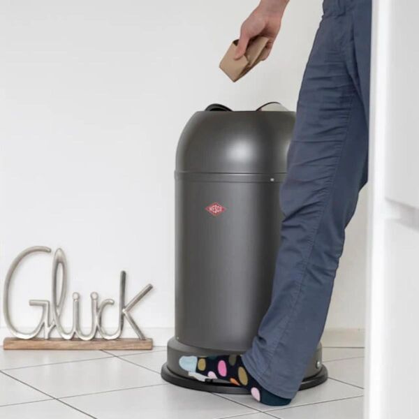 Wesco Kickmaster Red Çöp Kovası - 33 L